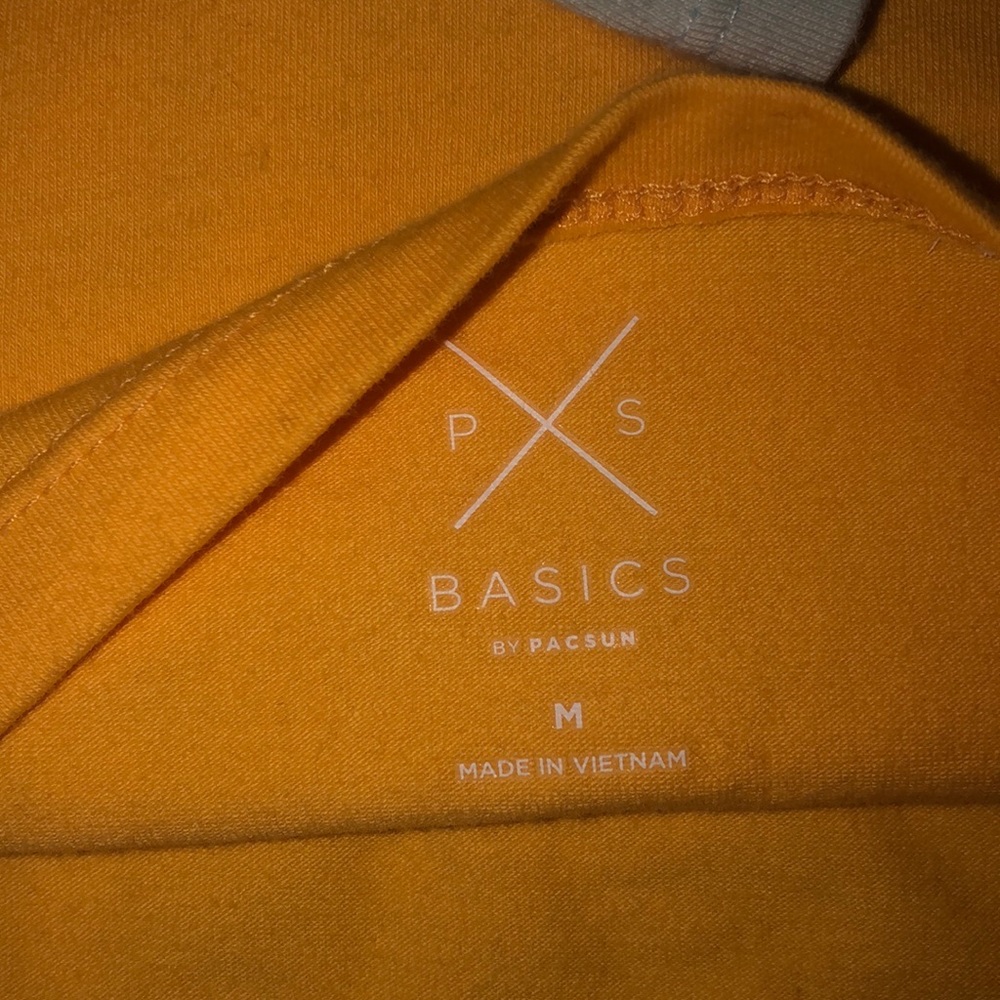 PacSun tops - Picture 2 of 3